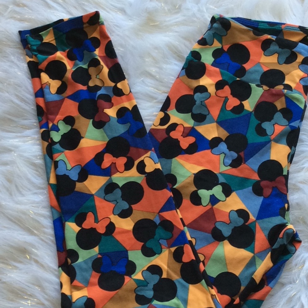 LuLaroe $10 when you bundle 3or more leggings
